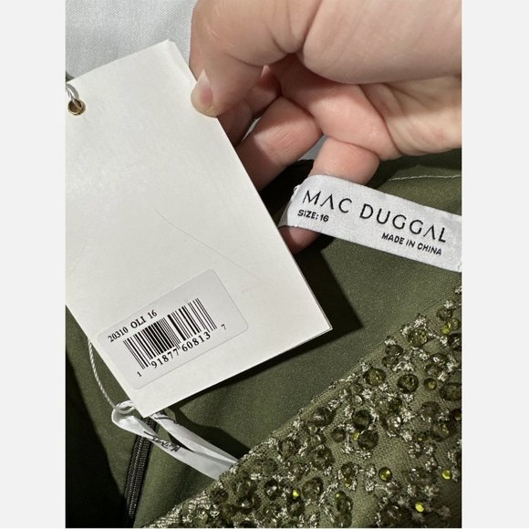 NWT $798 Mac Duggal [ 16‎ ] Embroidered Flutter Sleeve V-Neck Gown Olive Green - Picture 5 of 16